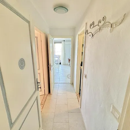 Sea View Homes Cb